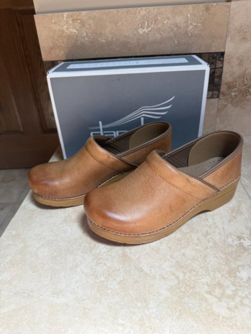Dansko Professional Clog (Honey Distressed) - Picture 2 of 7